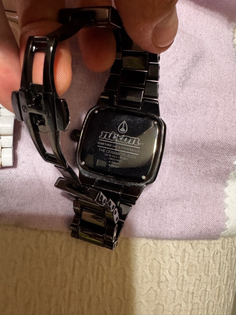 NIXON Black Ceramic Player Automatic
Watch literally new - Picture 5 of 8